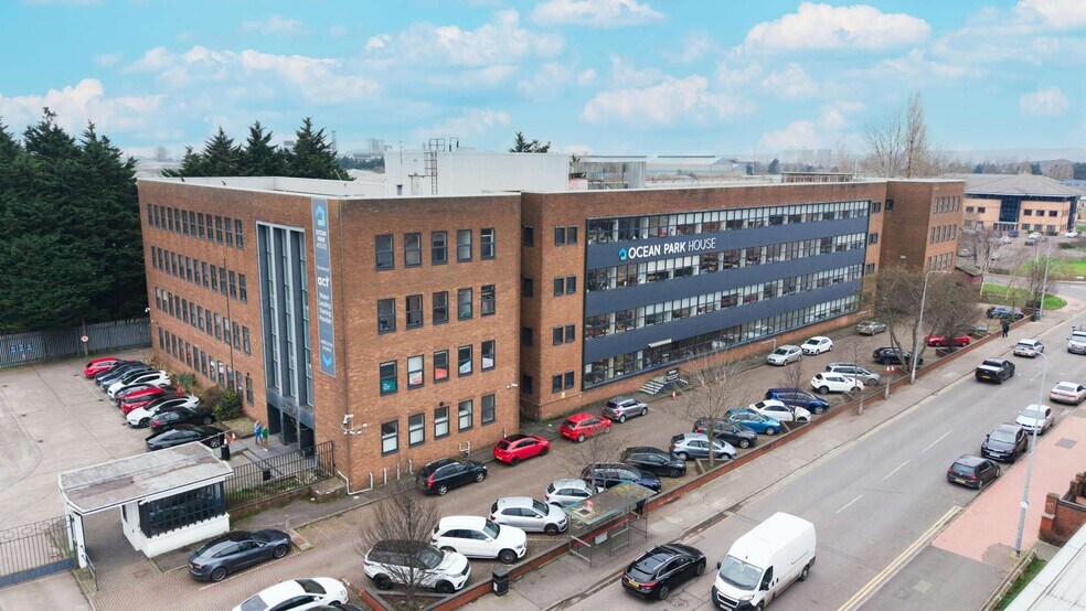 East Tyndall St, Cardiff à vendre - Photo principale - Image 1 de 13