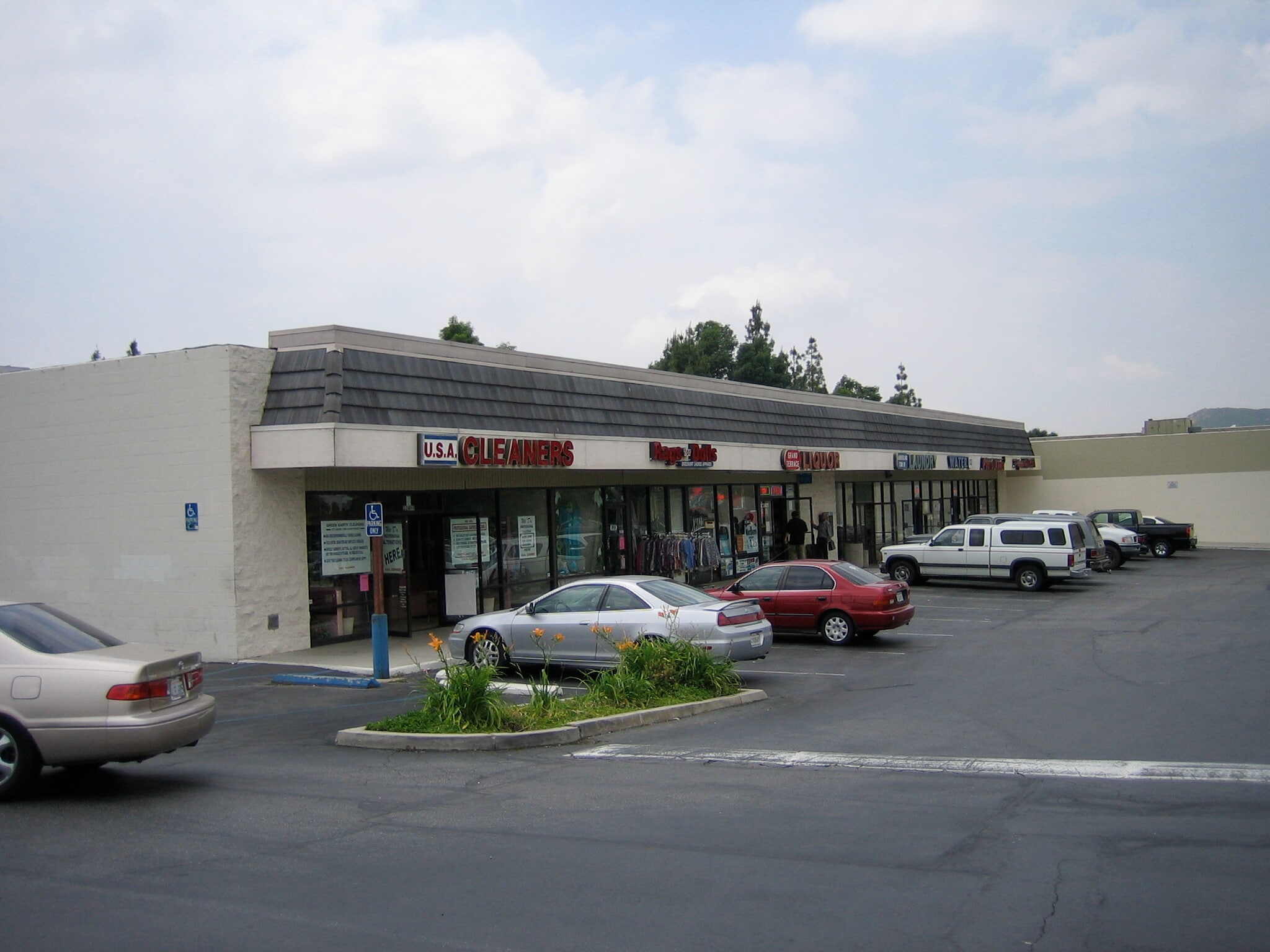 22409-22499 Barton Rd, Grand Terrace, CA for lease Building Photo- Image 1 of 4