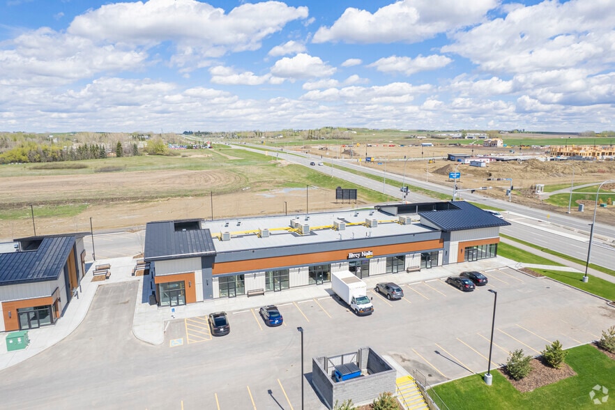 258 Northridge Dr, Okotoks, AB for lease - Aerial - Image 3 of 10