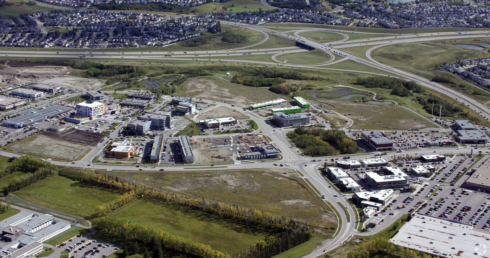 4 Royal Vista Dr NW, Calgary, AB à vendre Photo principale- Image 1 de 1