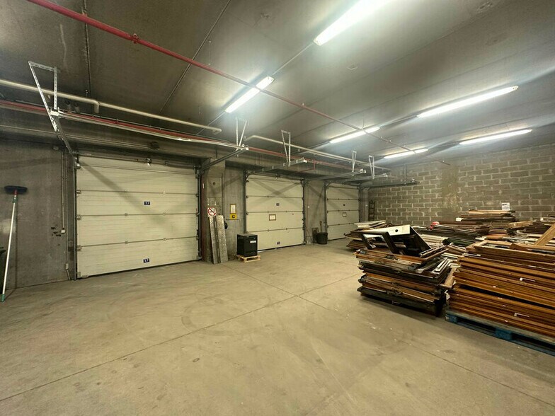 Industrial in Strasbourg for lease - Interior Photo - Image 3 of 6