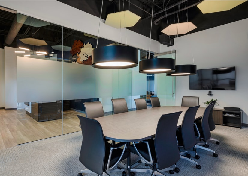 165 Hargraves Dr, Austin, TX for lease - Building Photo - Image 3 of 8