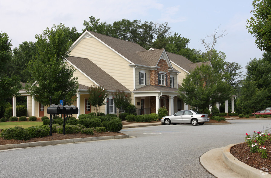 1090 Founders Blvd, Athens, GA for sale - Primary Photo - Image 1 of 1