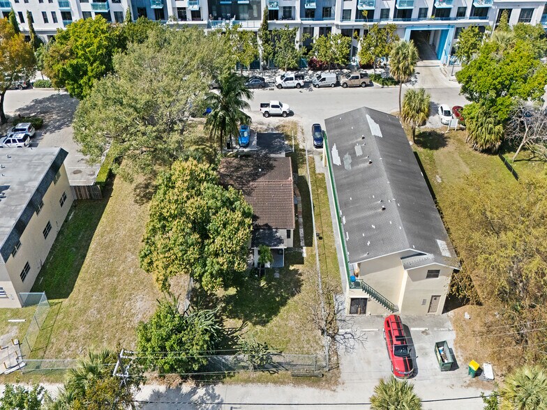 536, 532, 528, 522, 508 NE 1st Avenue portefeuille de 3 propriétés à vendre sur LoopNet.ca - Photo du bâtiment - Image 2 de 15