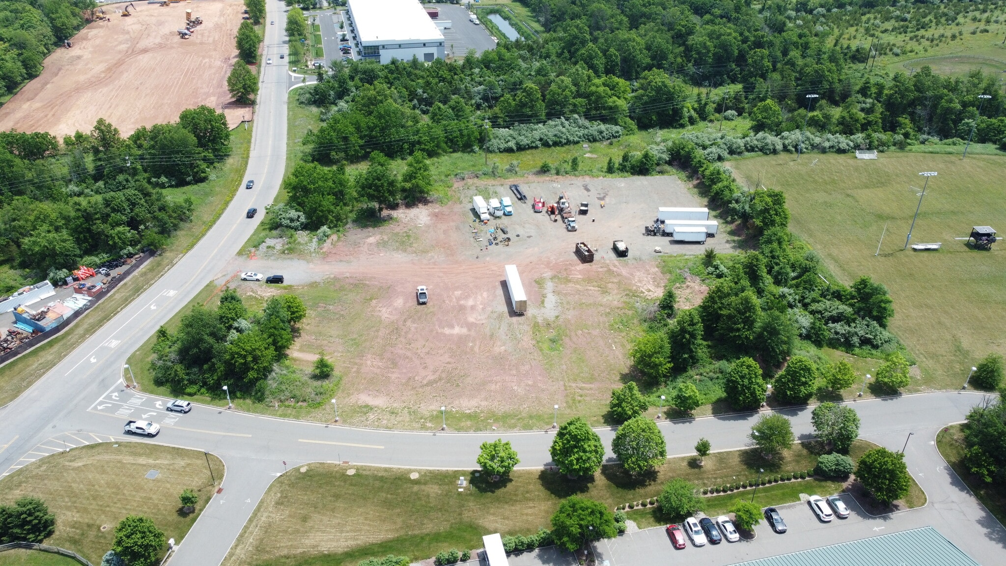 18 Minneakoning Rd, Flemington, NJ for lease Building Photo- Image 1 of 11