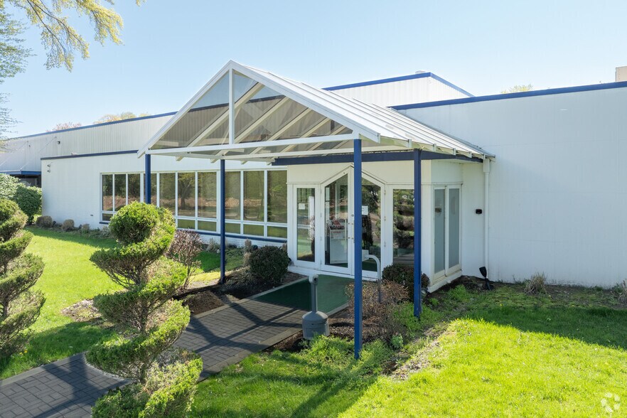 1 Raritan Rd, Oakland, NJ à louer - Photo du bâtiment - Image 2 de 5