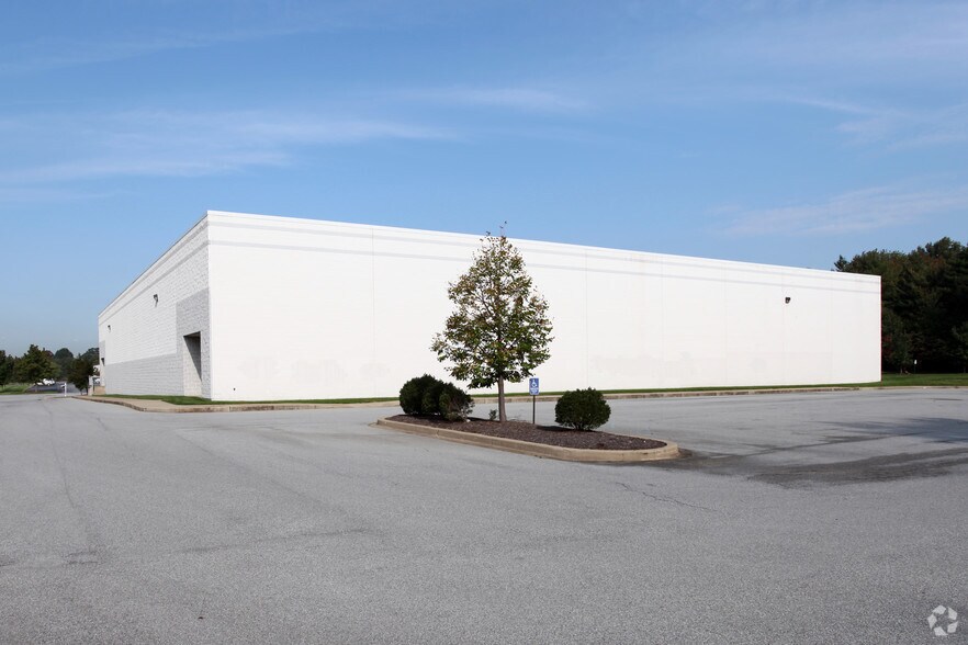 78 Mccullough Dr, New Castle, DE à louer - Photo du bâtiment - Image 2 de 6