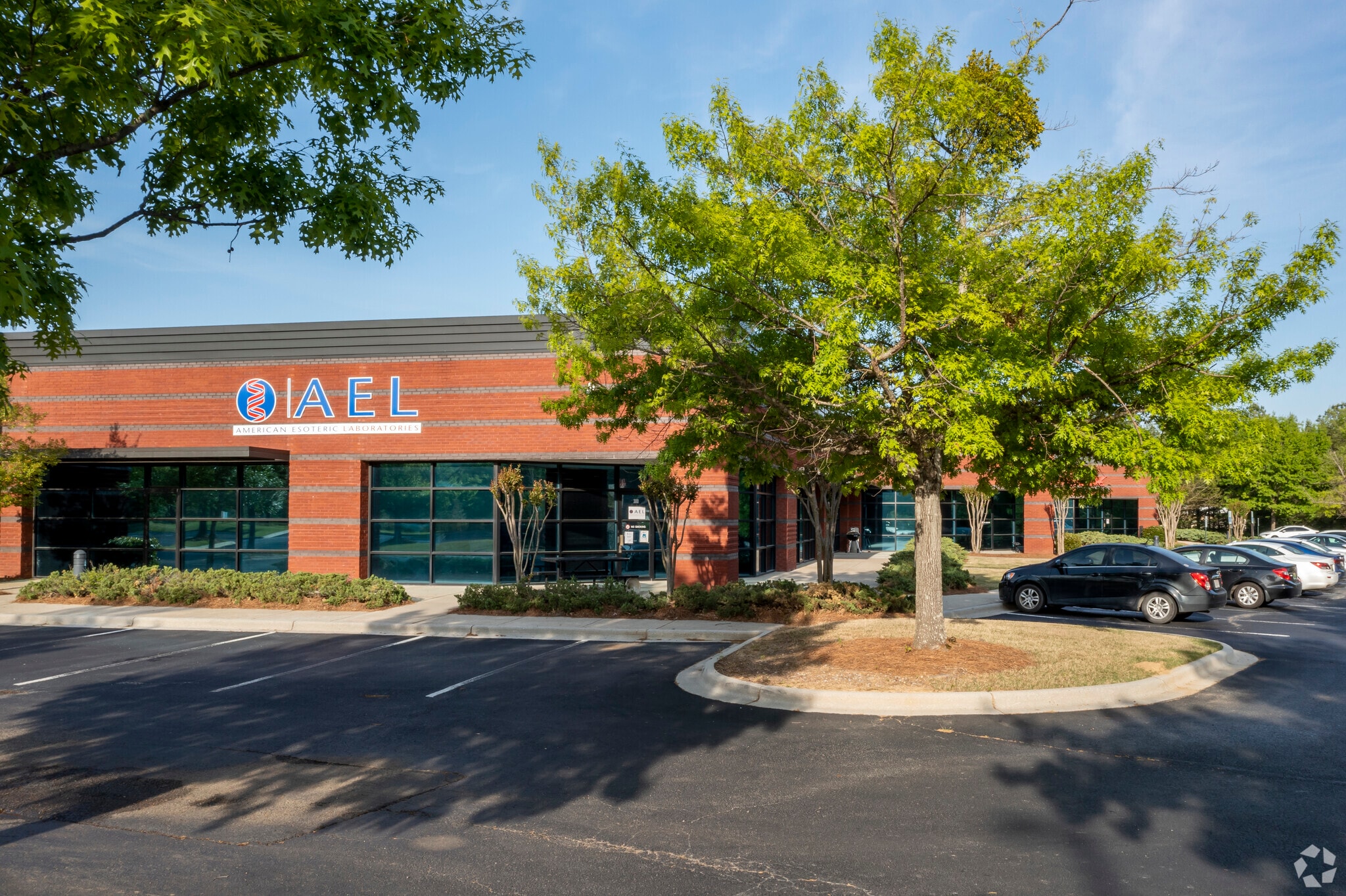 201 London Pky, Birmingham, AL for lease Primary Photo- Image 1 of 11