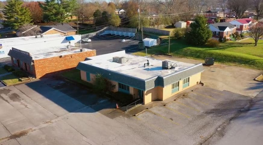 1400 Hatcher Ln, Columbia, TN for lease - Primary Photo - Image 1 of 25