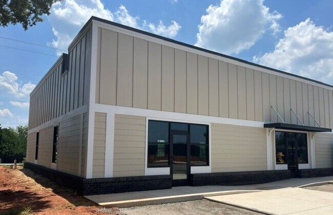 More details for 1605 N NC 16 Hwy, Conover, NC - Office for Sale