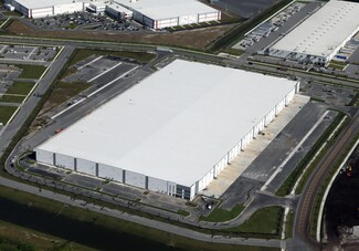 Plus de détails pour SW Becker Rd, Port Saint Lucie, FL - Industriel à louer