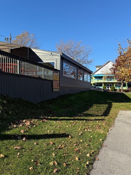 4776 Lake Ave, Rochester, NY for lease - Building Photo - Image 3 of 5