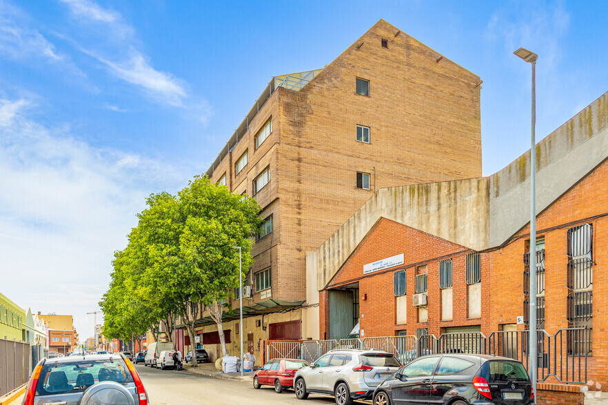 Industriel dans Badalona, BAR à vendre - Photo principale - Image 1 de 2