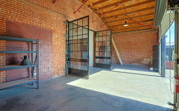 2332 E 8th St, Los Angeles, CA for lease Building Photo- Image 2 of 51