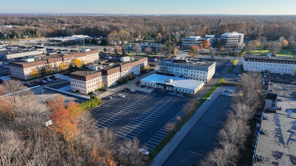 24650 Center Ridge Rd, Westlake, OH for lease - Building Photo - Image 3 of 16