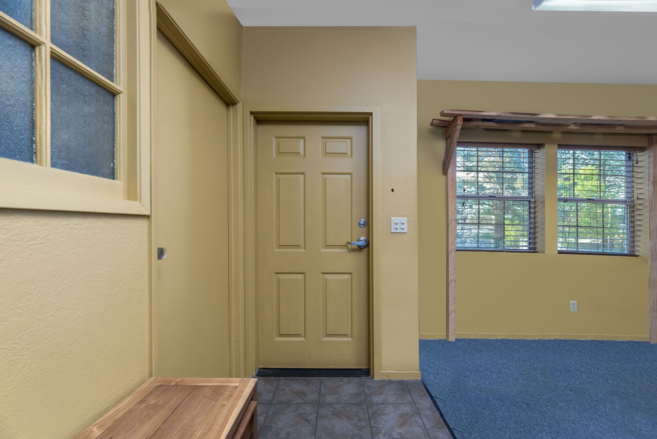 12150 Charles Dr, Grass Valley, CA 95945 - Unit 4 - - Interior Photo - Image 1 of 24