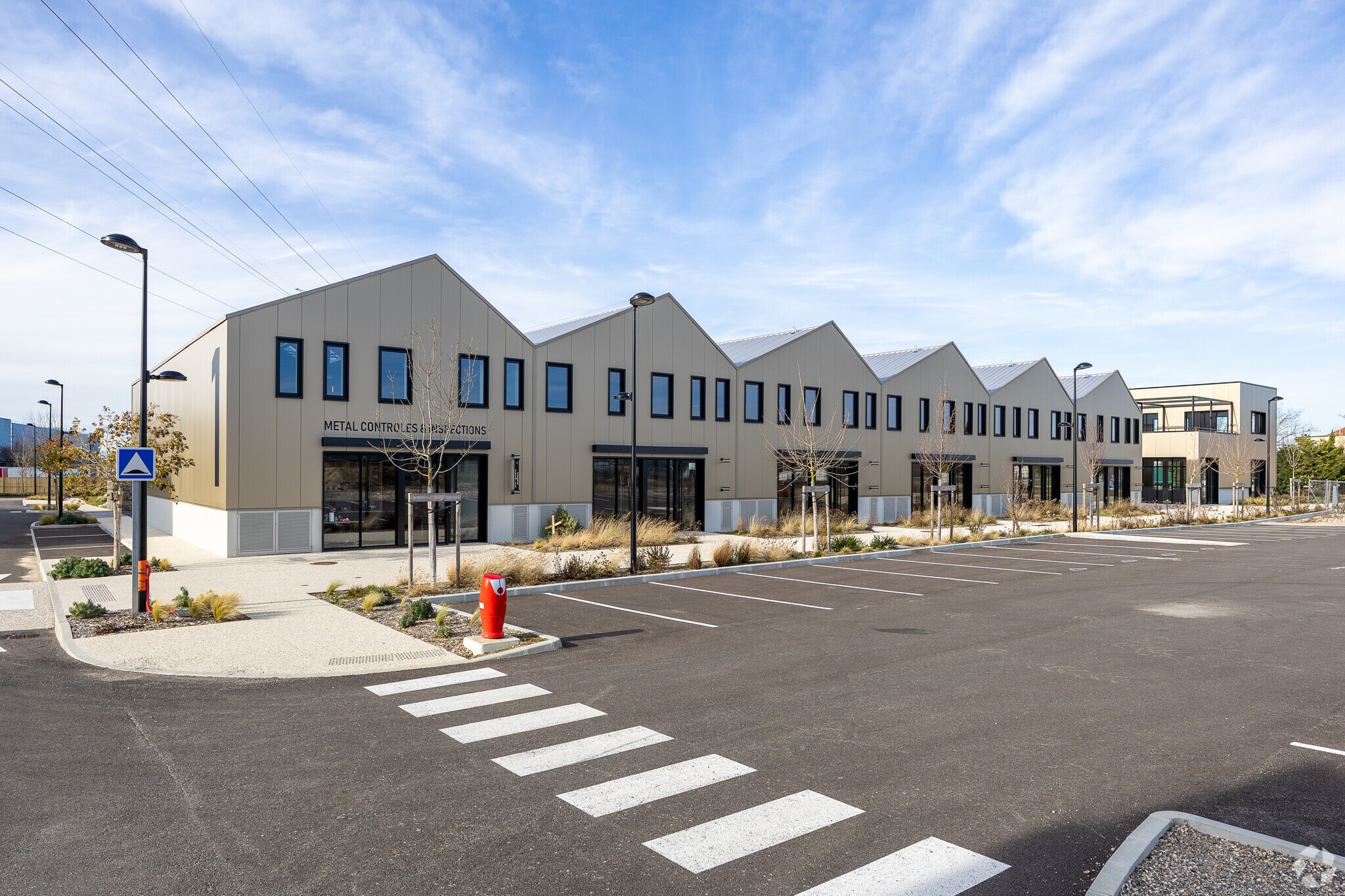 2 Route D'Heyrieux, Toussieu for sale Primary Photo- Image 1 of 5