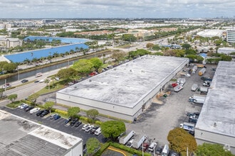 8800-8870 NW 24th Ter, Miami, FL - AÉRIEN  Vue de la carte