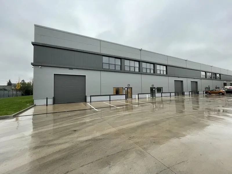 24 Allée De Dublin, Les Pavillons-sous-Bois for lease Building Photo- Image 1 of 3