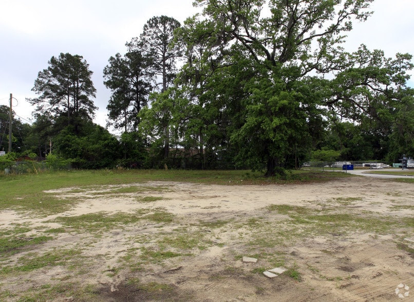 950 Elma G Miles Pky, Hinesville, GA à vendre - Photo du bâtiment - Image 2 de 3