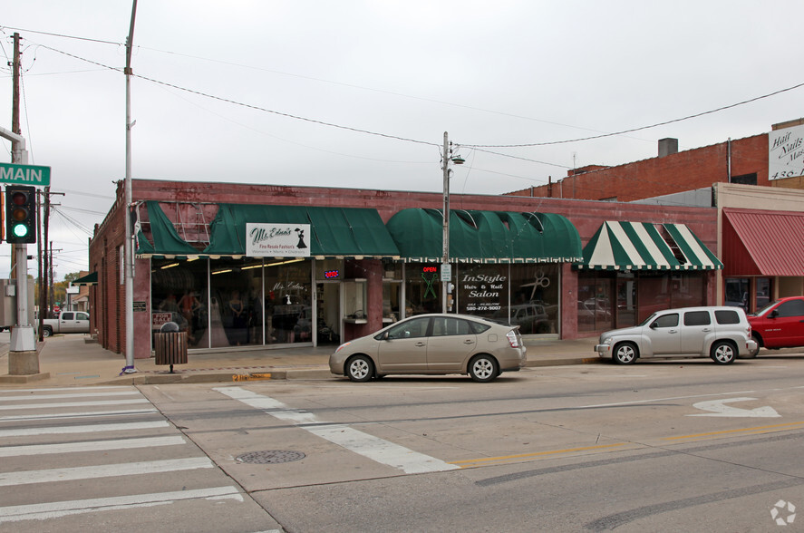 200-204 E Main St, Ada, OK for sale - Primary Photo - Image 1 of 1