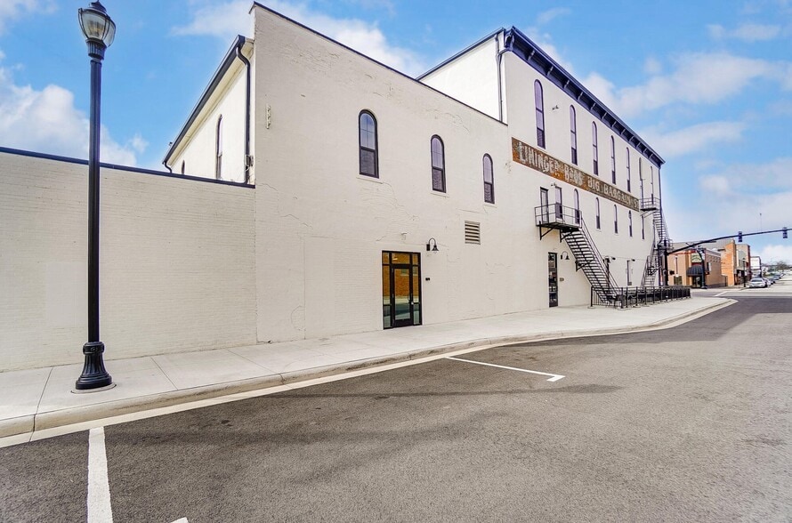 202 S Main St, Celina, OH for sale - Building Photo - Image 3 of 15