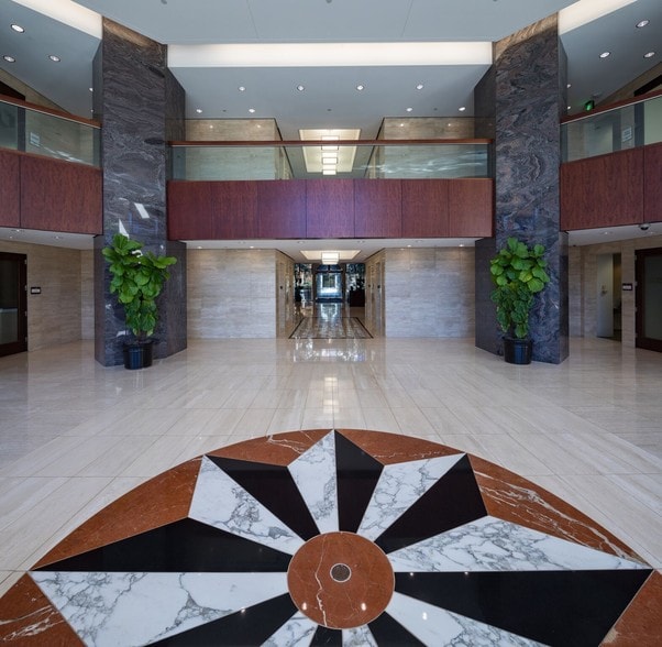 900 Ashwood Pky, Atlanta, GA à louer - Hall d’entrée - Image 3 de 15