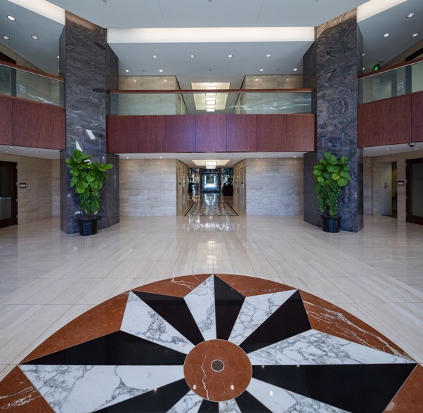 900 Ashwood Pky, Atlanta, GA for lease - Lobby - Image 3 of 15