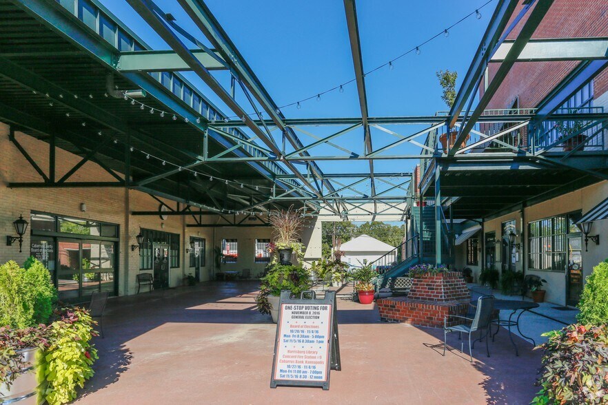 363 Church St N, Concord, NC for lease - Building Photo - Image 2 of 6