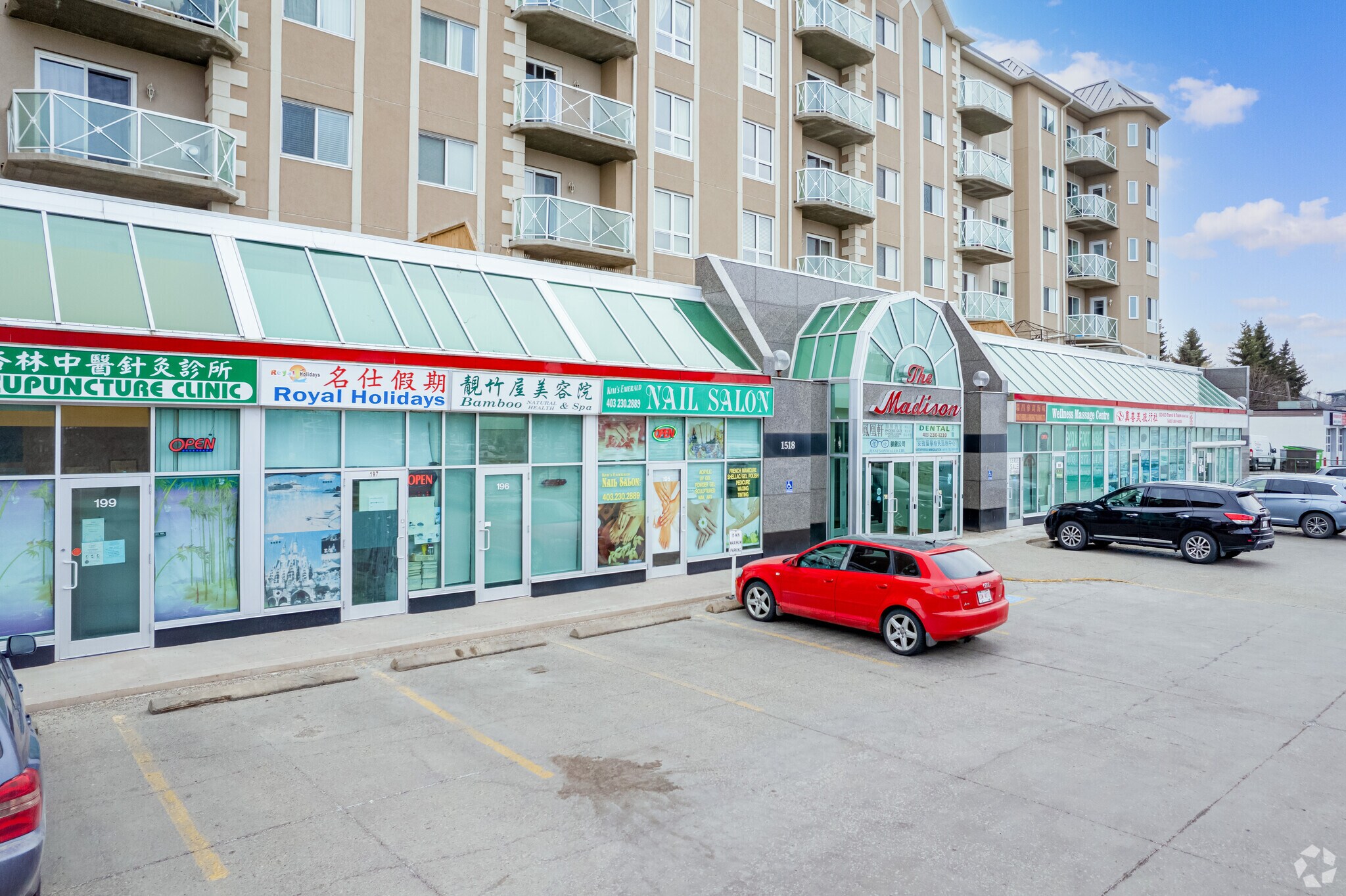 1518 Centre St, Calgary, AB à vendre Photo principale- Image 1 de 1