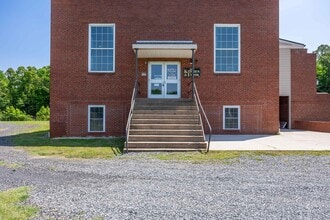 217 E Aiken Rd, Eden, NC for lease Interior Photo- Image 1 of 55