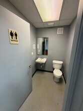 380 Oaks Xing, Plainwell, MI à louer Photo intérieure- Image 2 de 5