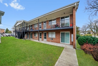 Plus de détails pour 315-3319 N Princeton Ave – Multi-résidentiel à vendre, Villa Park, IL