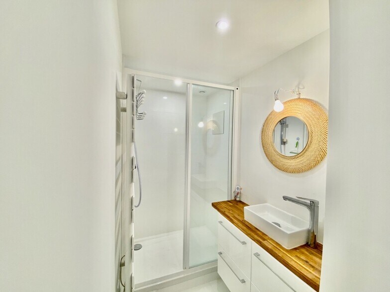 29 Boulevard Edgar Quinet, Paris à louer - Photo du bâtiment - Image 2 de 9