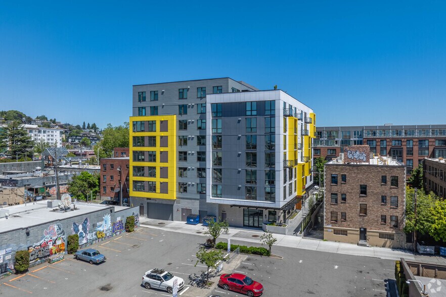 513 1st Ave N, Seattle, WA à louer - Photo du bâtiment - Image 2 de 61