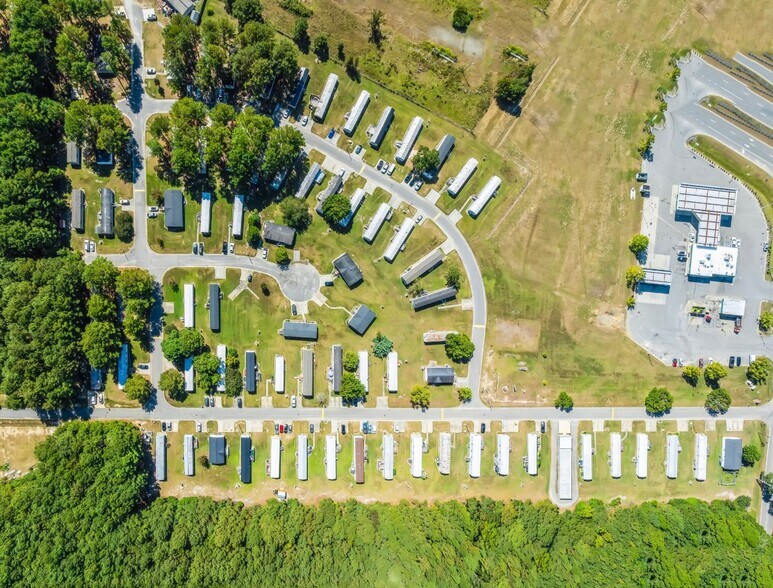 2022 Keith Ln, Selma, NC à vendre - Photo principale - Image 1 de 26