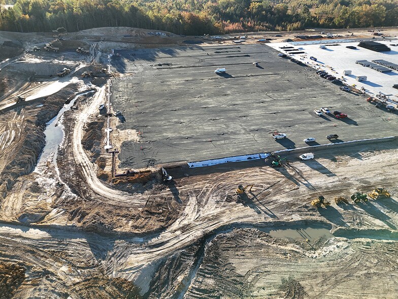 211 Centreport Pky, Fredericksburg, VA à louer - Photo du bâtiment - Image 2 de 13