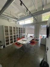 444 N 4th St, Philadelphia, PA for lease Interior Photo- Image 1 of 12