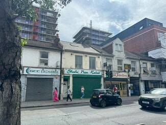 Plus de détails pour 88 High St, Southall - Commerce de détail à louer