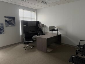 1270 N Loop 1604 E, San Antonio, TX for lease Interior Photo- Image 2 of 5