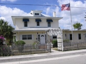 410 California Ave, Stuart, FL for sale Primary Photo- Image 1 of 1