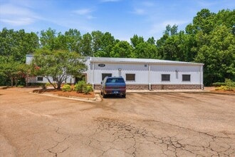 219 Industrial Dr, Ridgeland, MS for lease Interior Photo- Image 2 of 51
