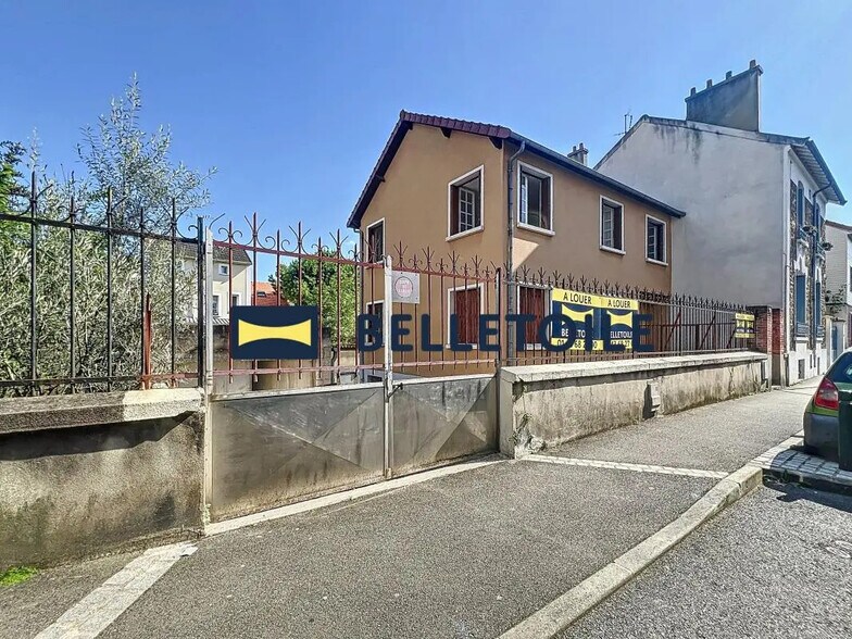 Bureau dans Alfortville à louer - Photo du bâtiment - Image 2 de 34