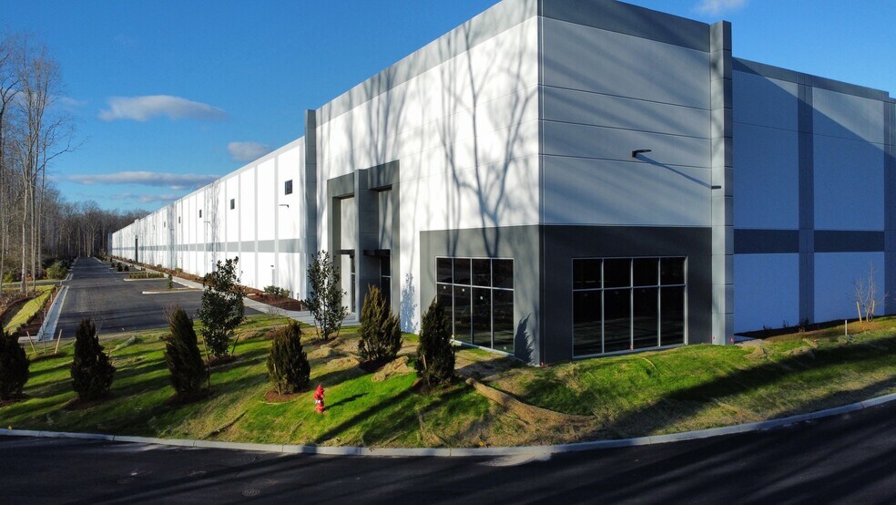 1637 Green Mount Pky, Williamsburg, VA à louer - Photo du bâtiment - Image 2 de 8