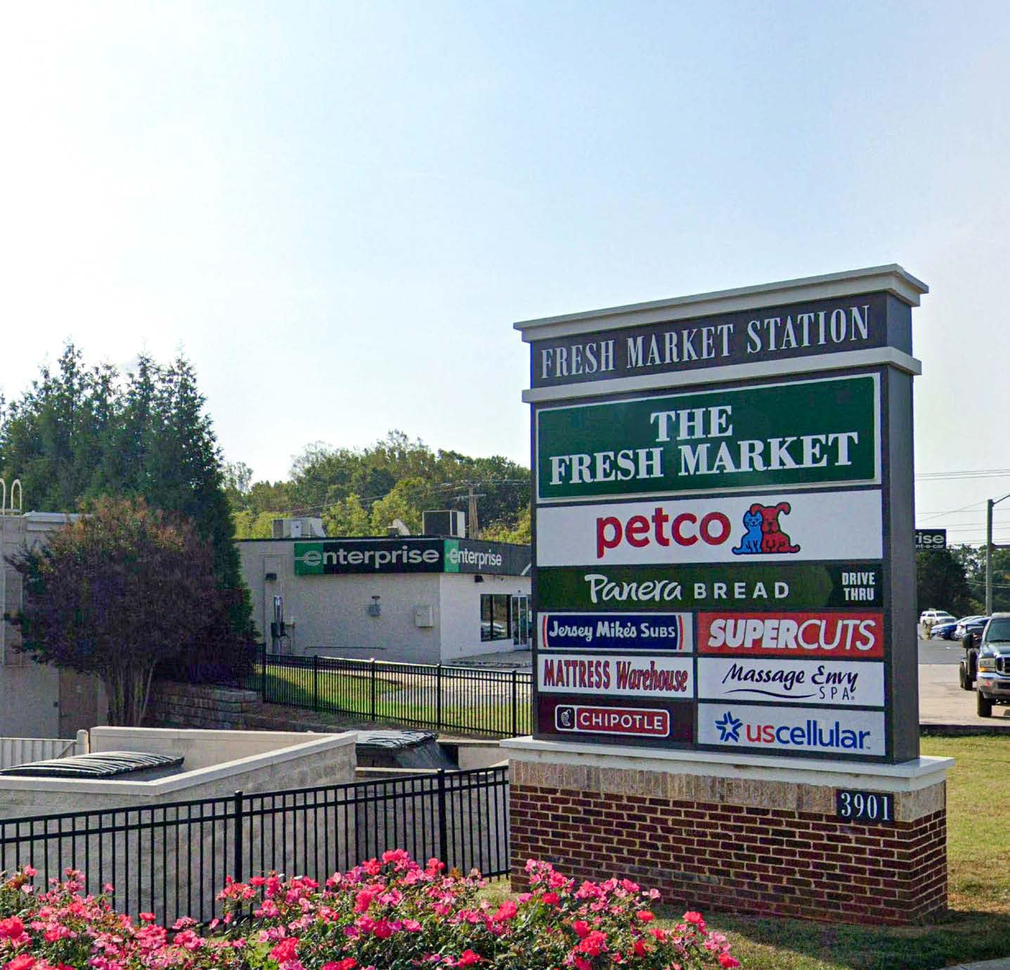 3901 Old Forest Rd, Lynchburg, VA for lease Building Photo- Image 1 of 3