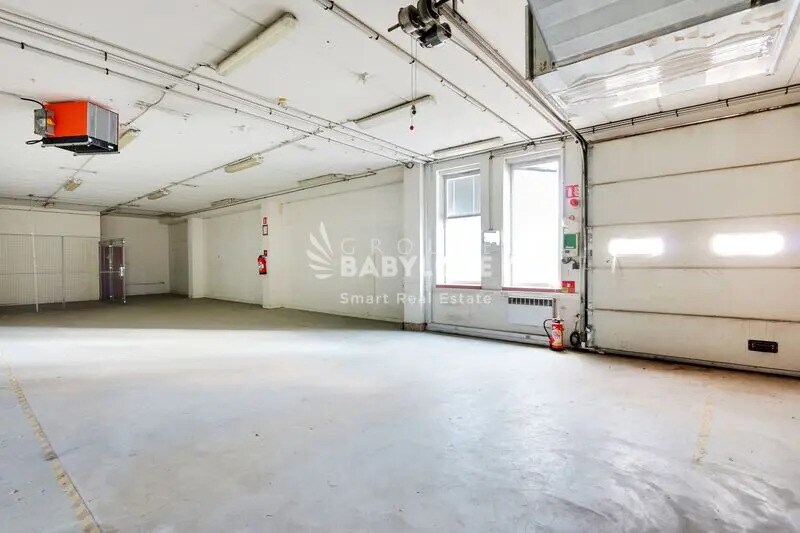 Office in Malakoff for lease - Interior Photo - Image 3 of 17