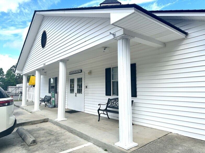 794 King George Blvd, Savannah, GA à louer - Photo du bâtiment - Image 2 de 41