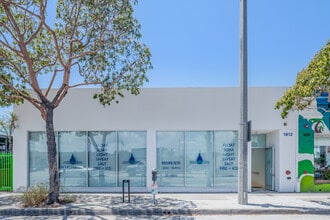 1812 Lincoln Blvd, Santa Monica, CA for lease Interior Photo- Image 2 of 5