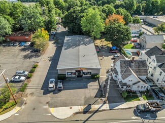 Plus de détails pour 359 Summer St, Fitchburg, MA - Vente au détail à vendre