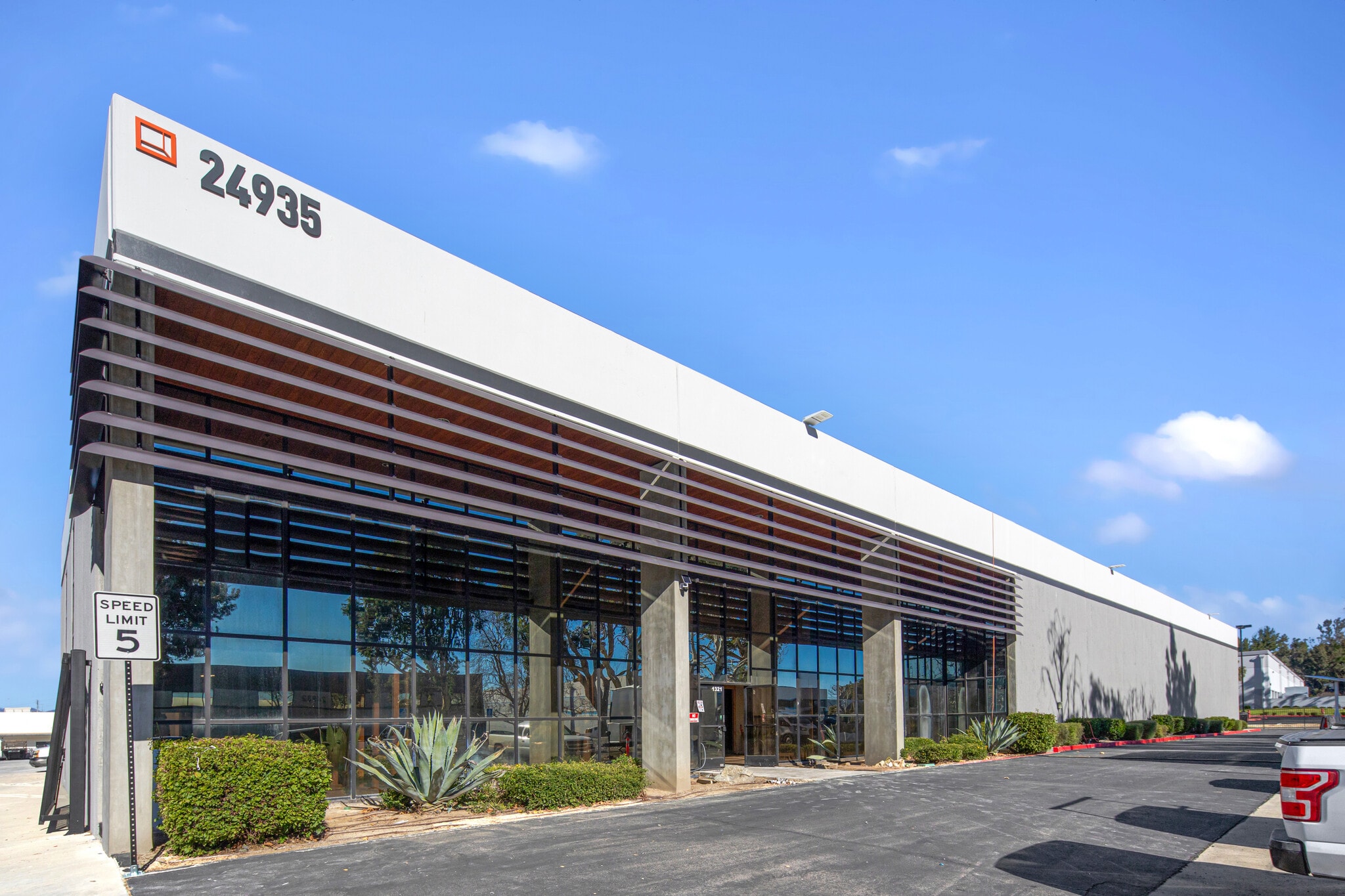 24935 Avenue Kearny, Valencia, CA for lease Primary Photo- Image 1 of 6